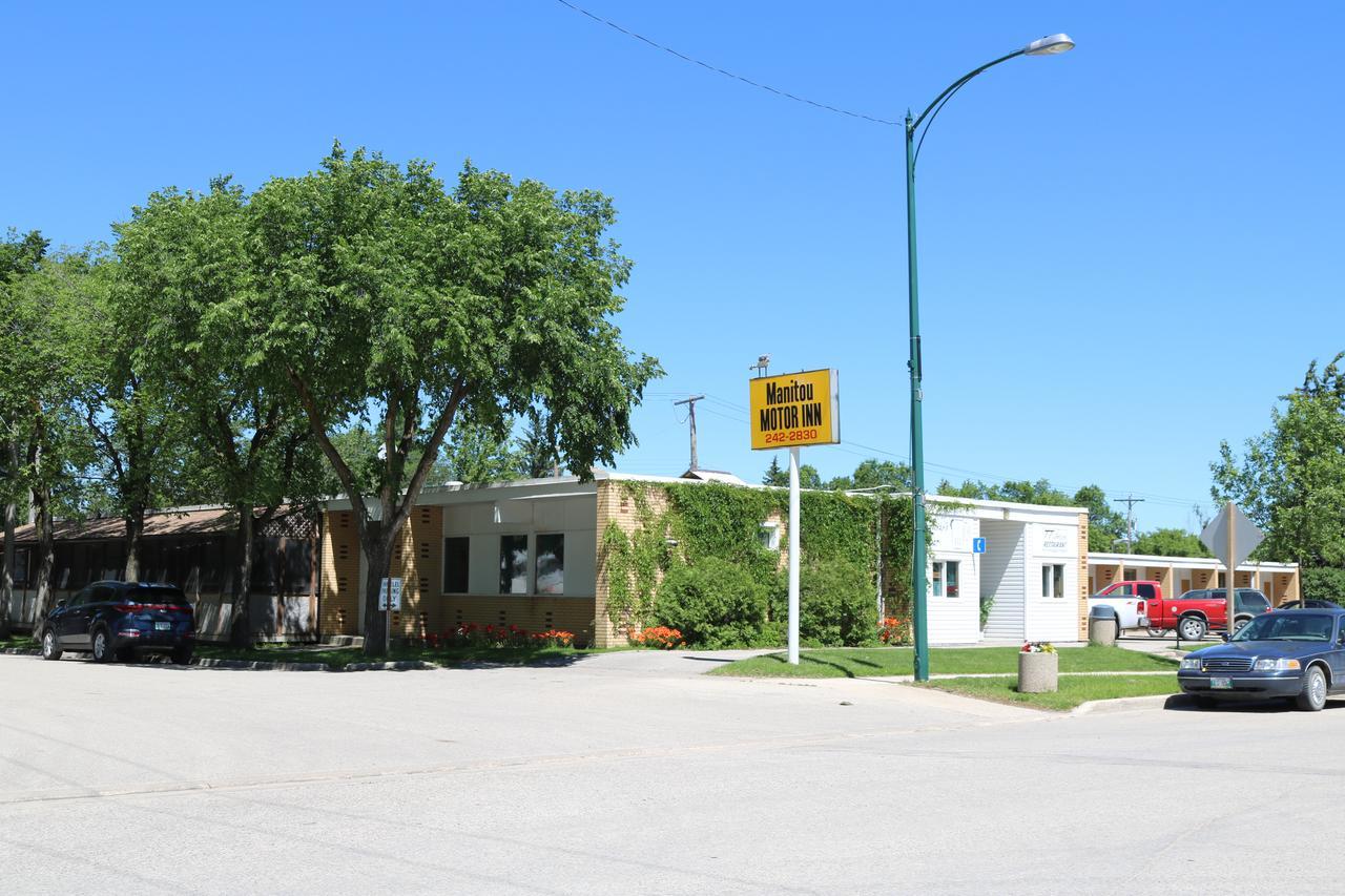 Manitou Motor Inn Exterior foto